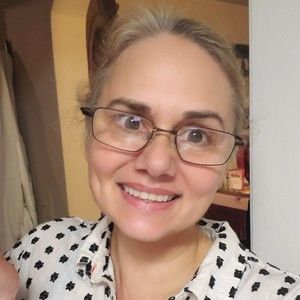 Meet your Posher, Courtney